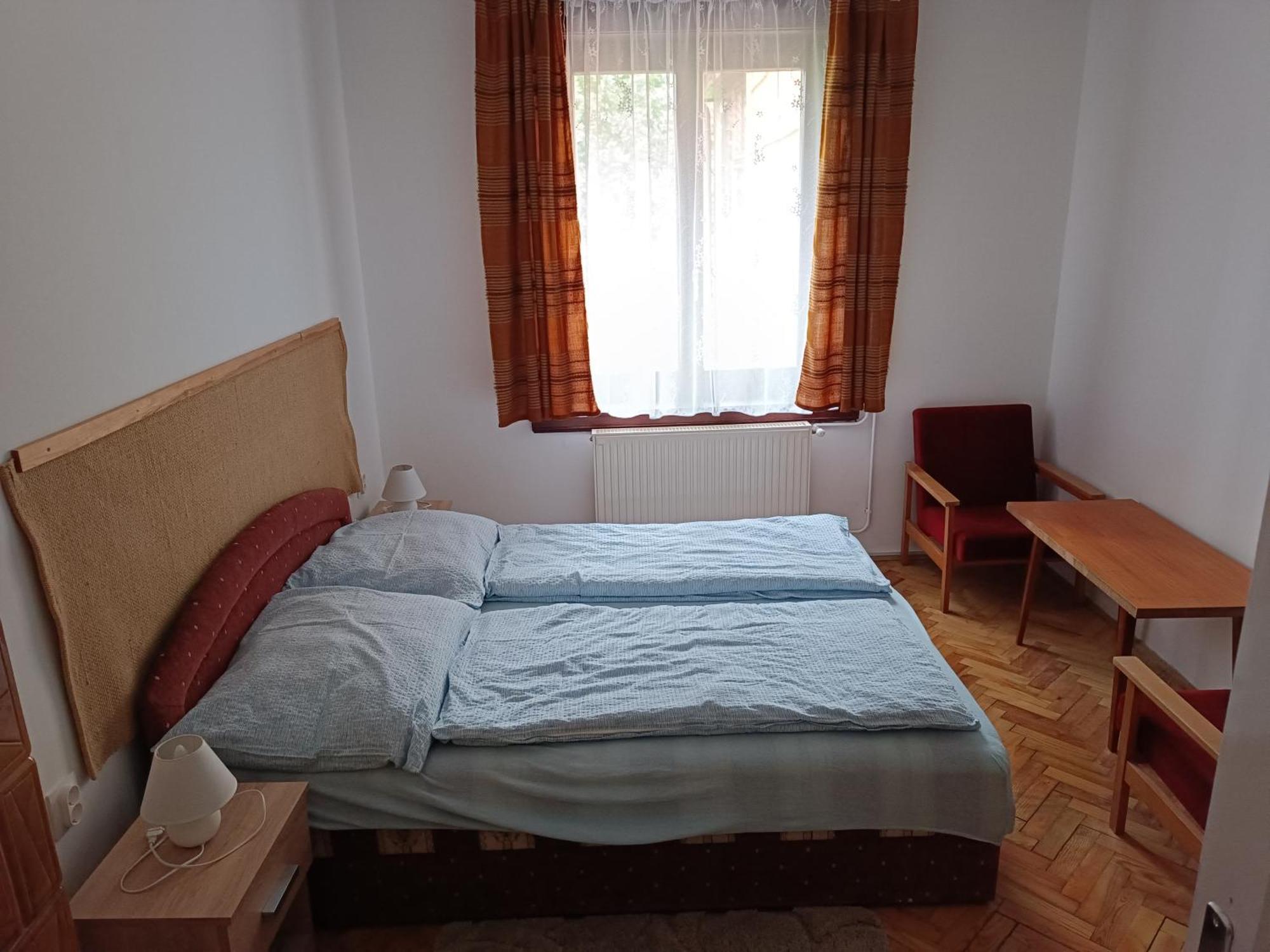Hotel Hétházpuszta Erdészlak Isztimér Esterno foto